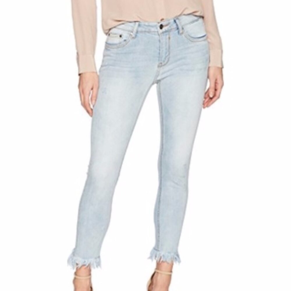 ✨ EVIDNT LOS ANGELES YORK STRAIGHT CROP SIZE 26